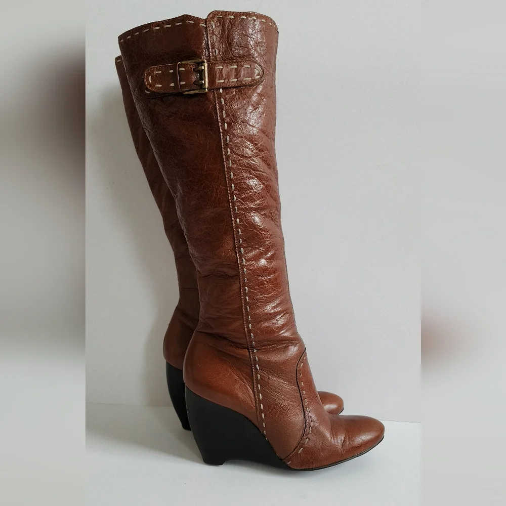 DIBA BOOTS COGNAC BROWN WEDGE HEEL  KNEE HIGH ALMOND TOE BUCKLE LEATHER 7 - Picture 10 of 16